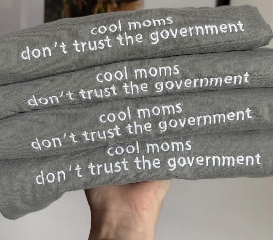 Embroidered Cool Moms Tee