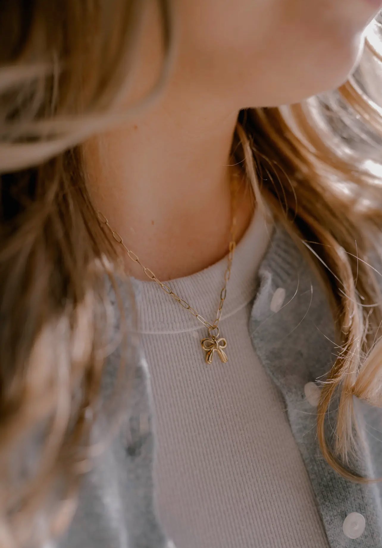 Bow Pendant Necklace